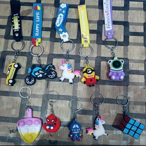 Mix Fancy Keychains For Gifting